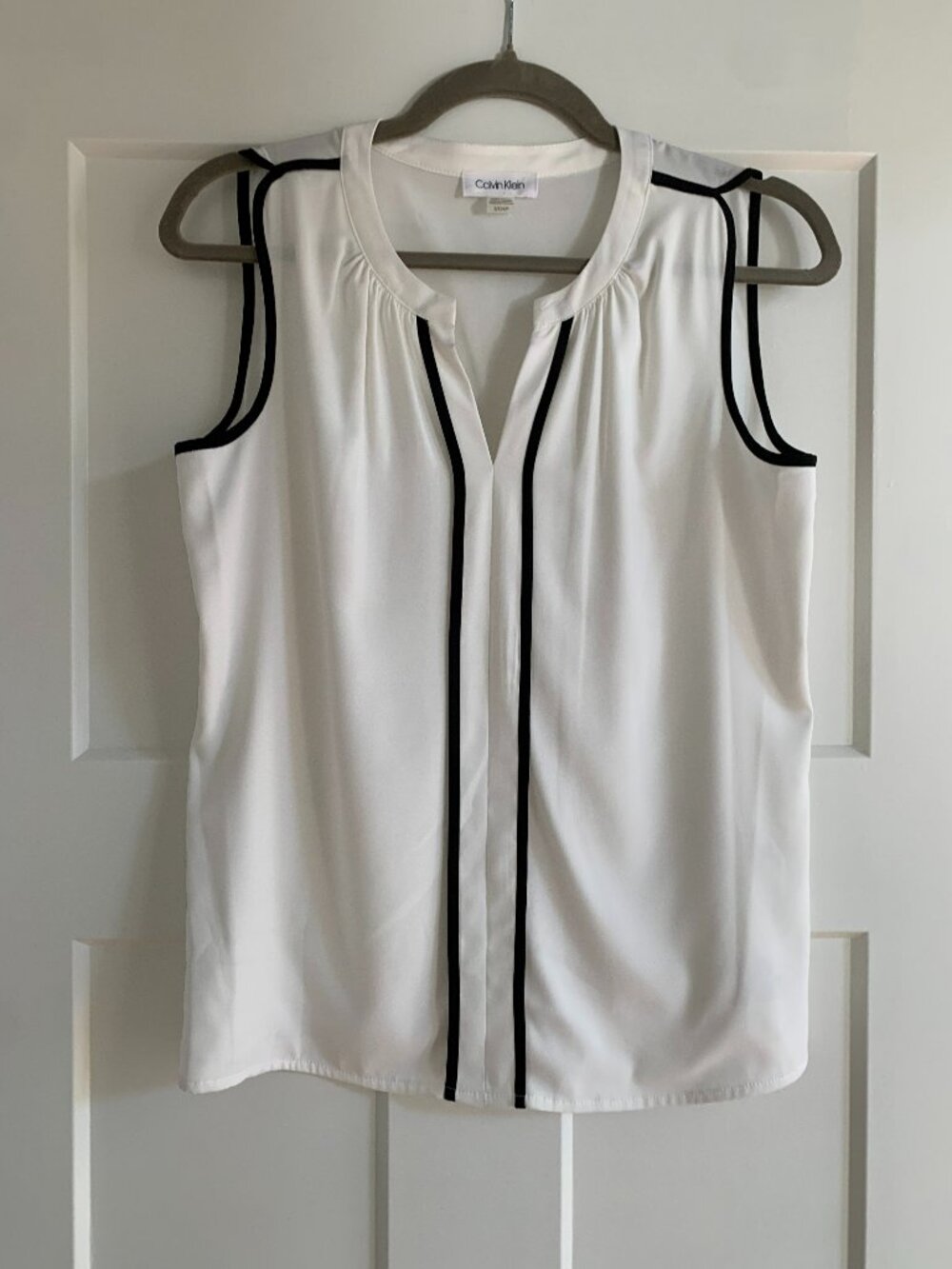 Calvin Klein Sleeveless Blouse, Small
